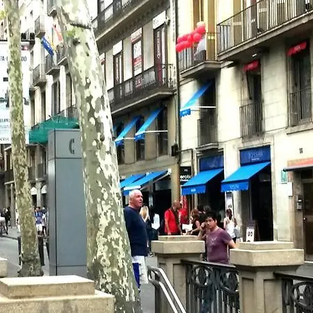 דירה Ciutat Vella ברצלונה