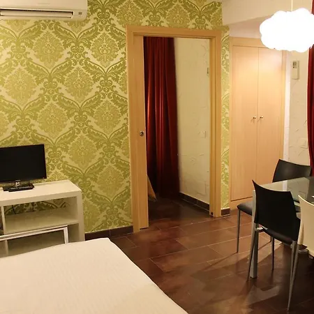 アパルタメンツ シウタット ヴェリャ