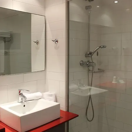 アパート アパルタメンツ シウタット ヴェリャ *